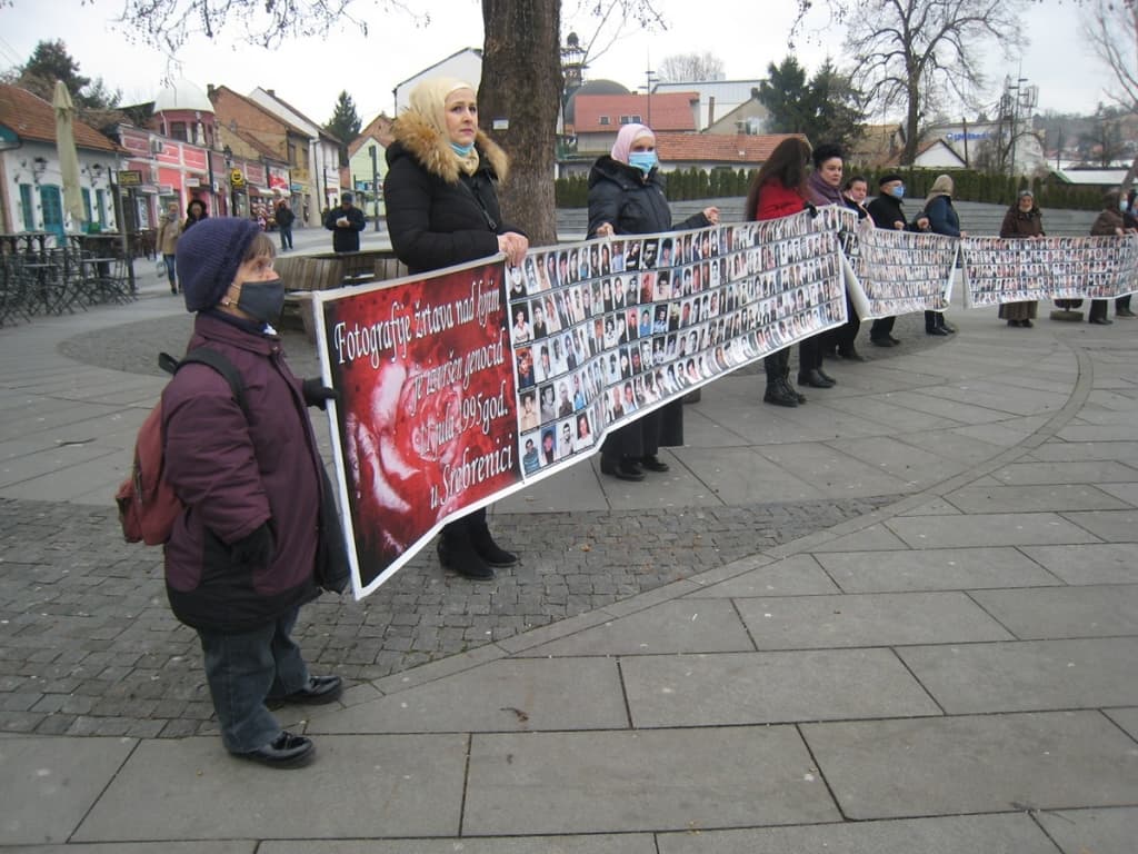 zene-srebrenice (1).JPG