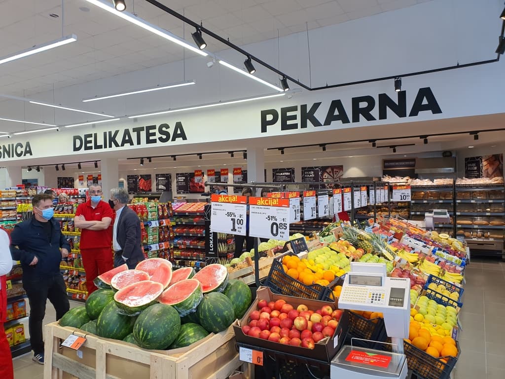 Konzum-Tron2.jpg