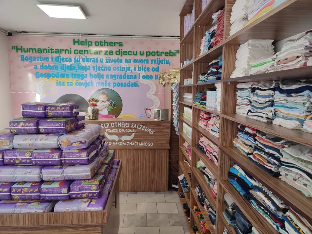 kalesija-humanitarni-centar-djeca (1).jpg