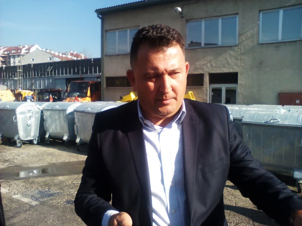 izaslanik-čustovića1.jpg