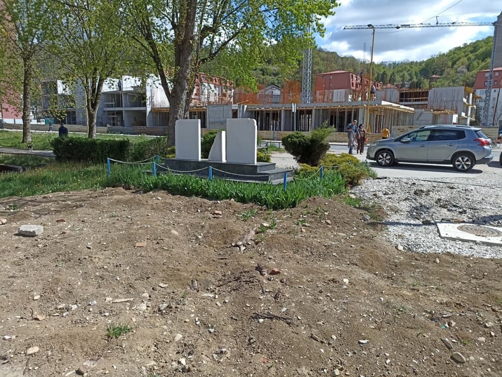 spomenik-brcanska (1).jpg