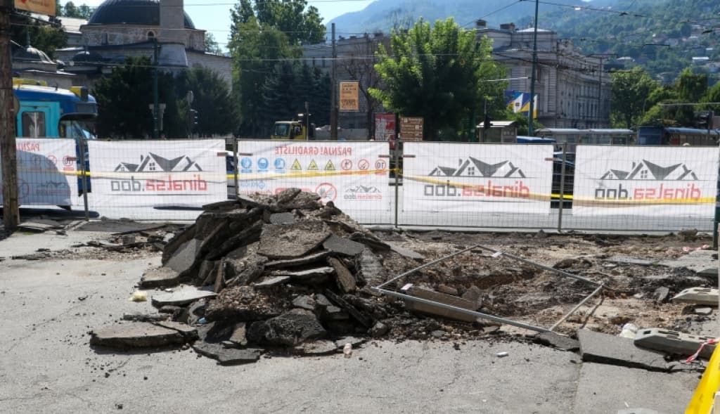 SarajevoŠume-trg1.jpg
