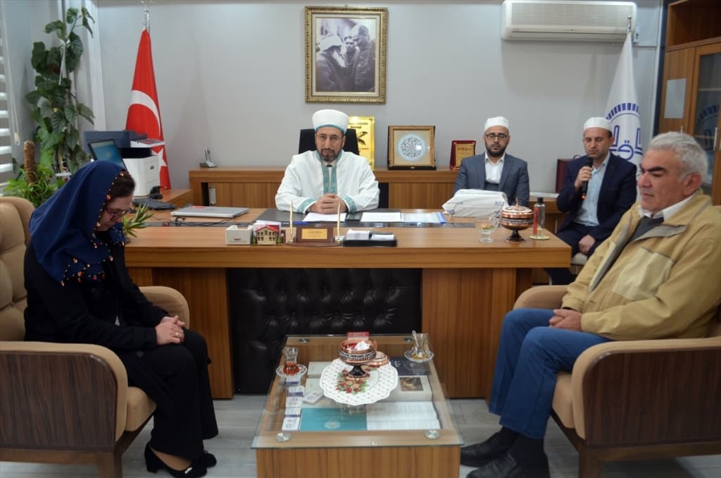 AA-20230511-31113333-31113329-HOLANDANKA_PRESLA_NA_ISLAM_TOKOM_POSJETE_TURKIYE.jpg