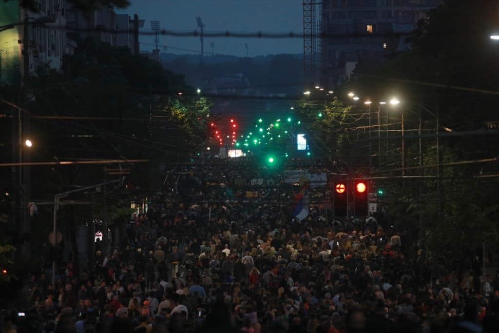 AA-20230519-31183240-31183239-SRBIJA_U_BEOGRADU_NEKOLIKO_DESETINA_HILJADA_LJUDI_TRAZI_OSTAVKU_VUCICA_I_MINISTARA.jpg