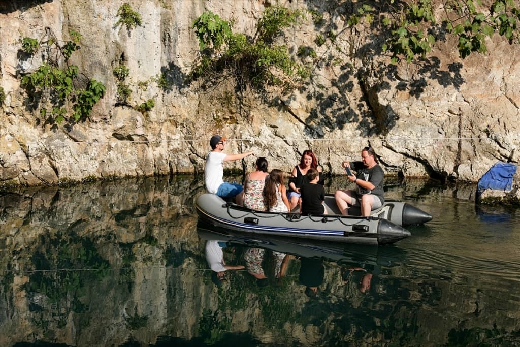 AA-20230826-31999899-31999879-BH_TURISTICKI_BISER_BLAGAJ_TEKIJA_BUNA_UTVRDA_VILE_S_BAZENIMA.jpg