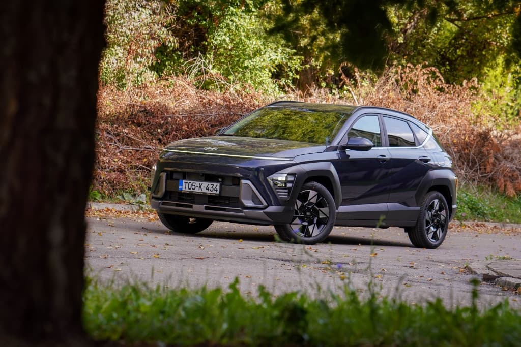 Kona-Hybrid2.jpg