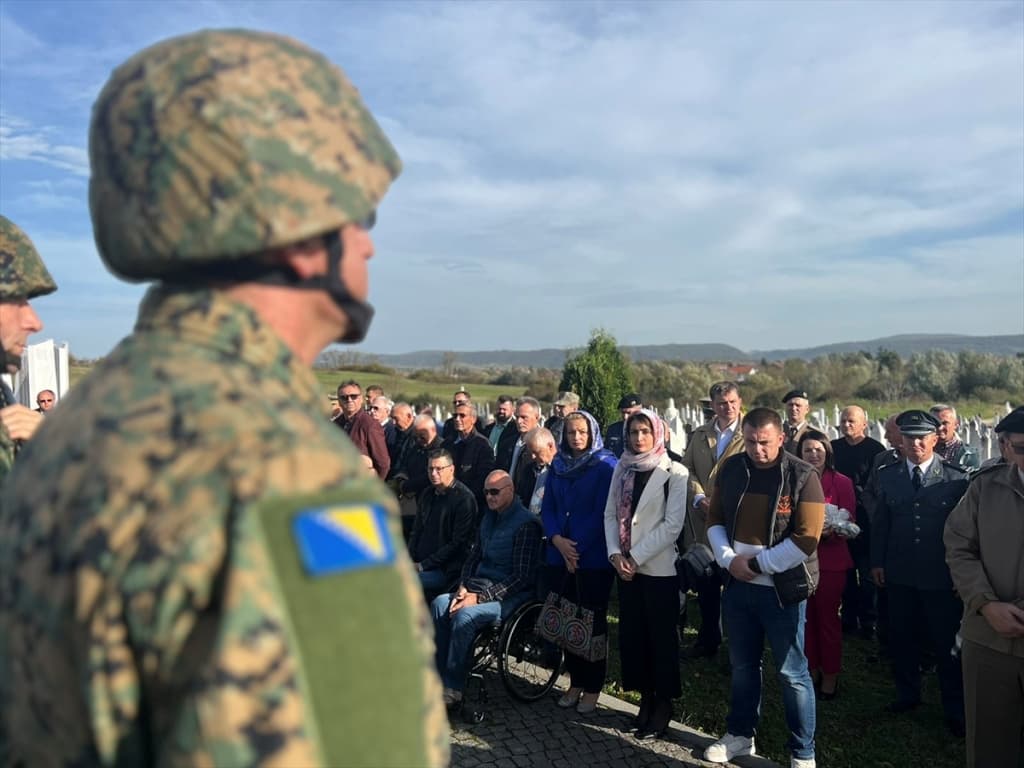 AA-20231020-32465340-32465311-U_BIHACU_OBILJEZENA_31_GODISNJICA_FORMIRANJA_5_KORPUSA_ARBIH.jpg