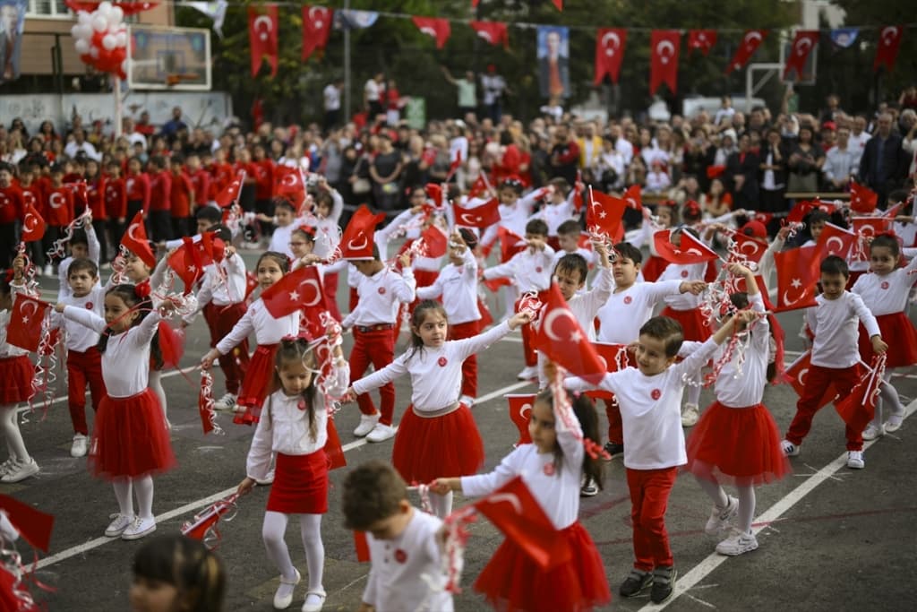 AA-20231029-32558898-32558895-OBILJEZAVANJE_100_GODISNJICE_OSNIVANJA_REPUBLIKE_TURKIYE.jpg