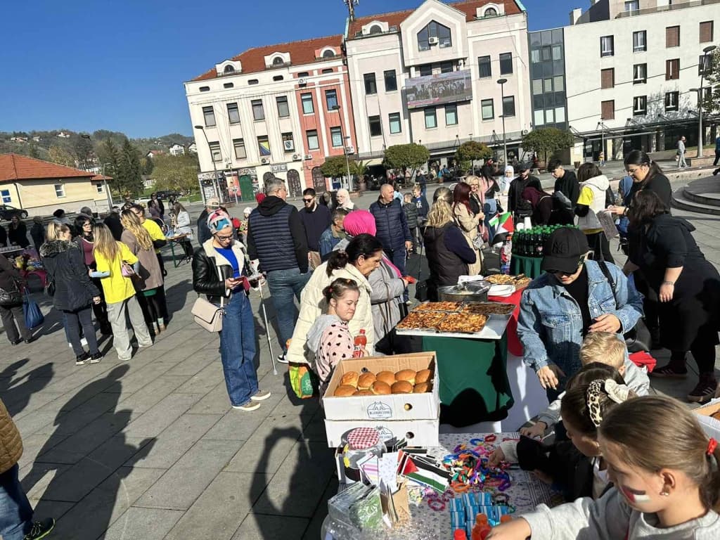 tuzla-bazar-palestina (1).jpg
