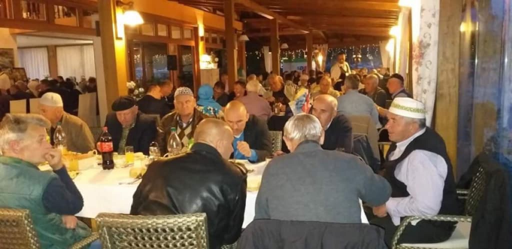 Iftar Bihac 02.jpg