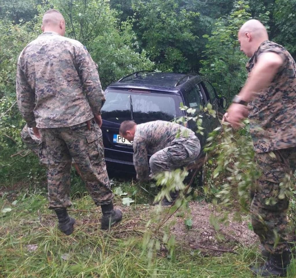 24.06.2019. Pripadnici OS BiH pritekli u pomoc (5).jpg