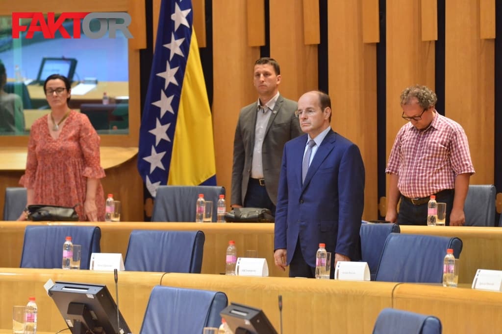 Otkazana sjednica Doma naroda 