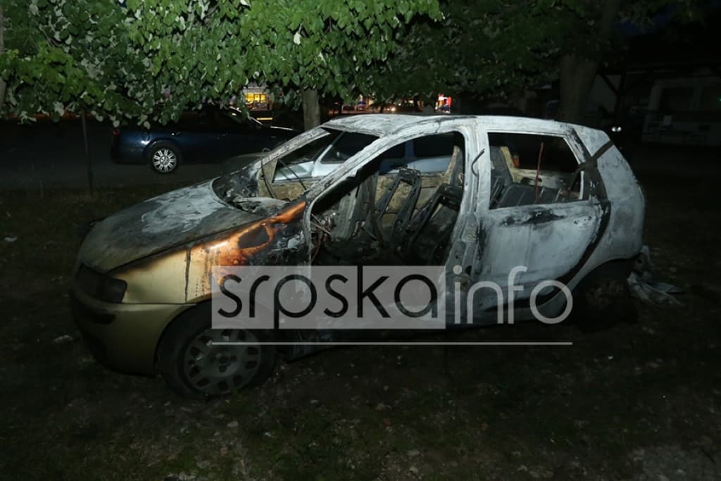automobil-izgorio-bl1.jpg