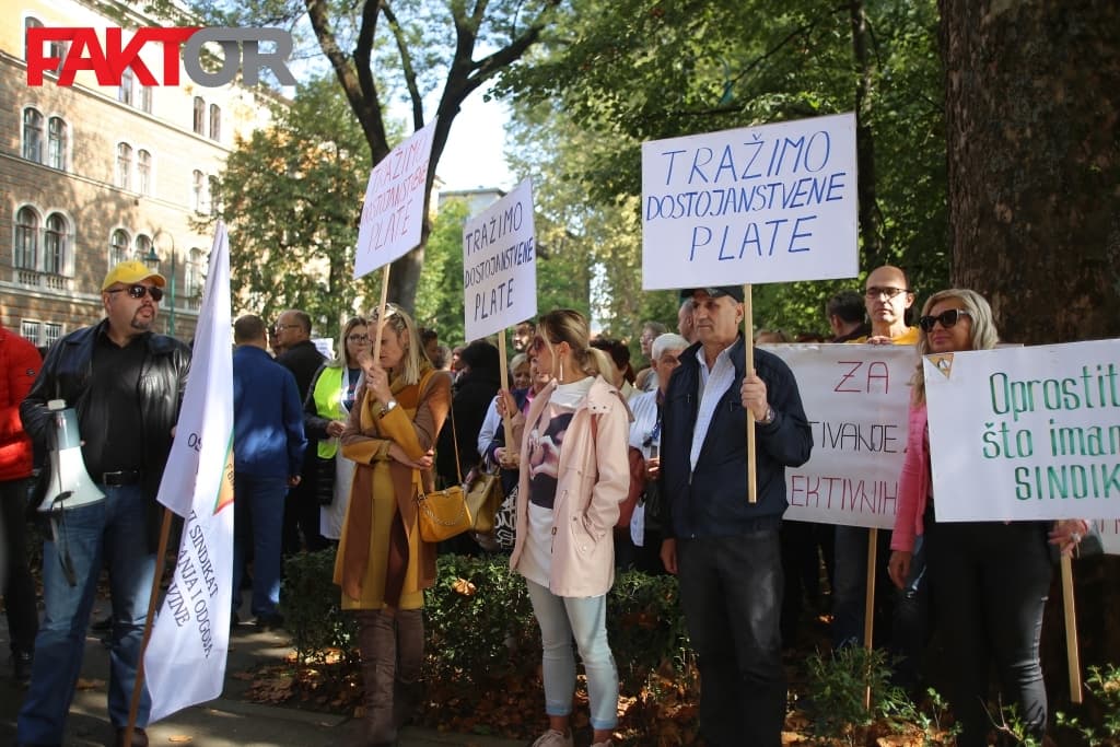 Protesti zdravstvenih radnika