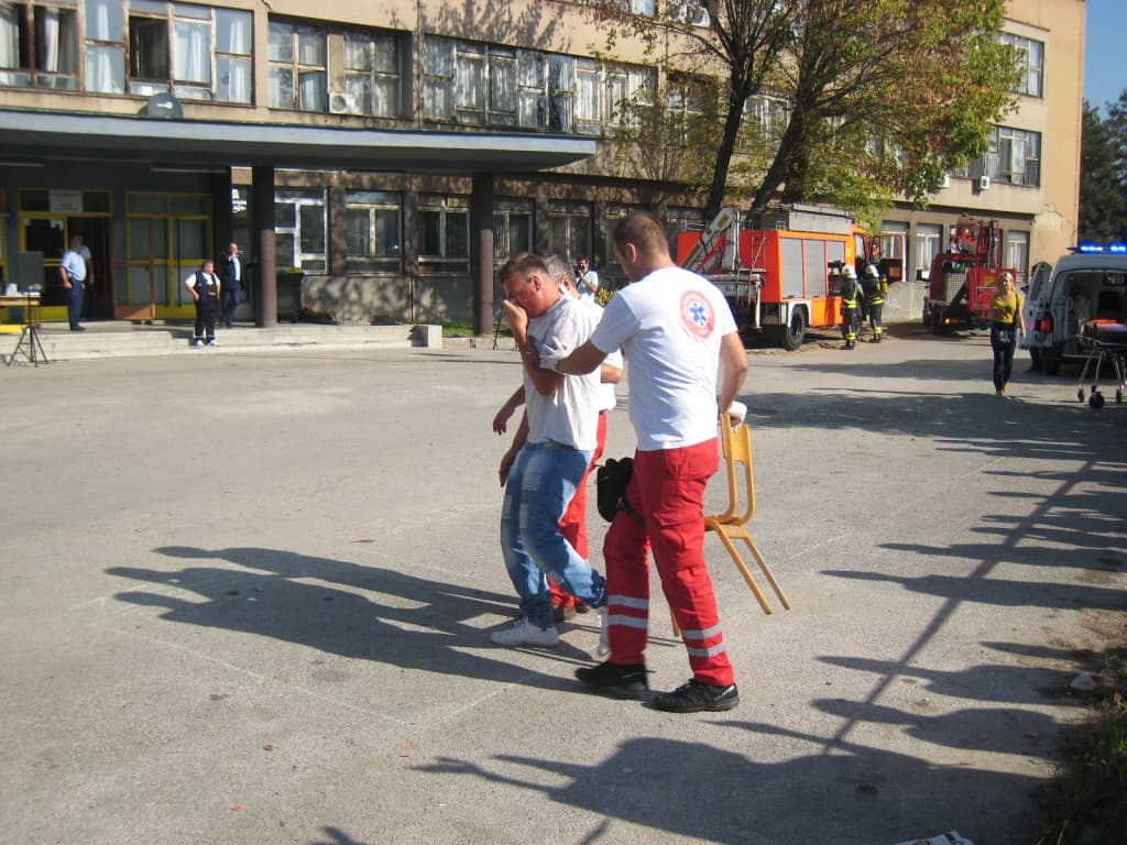 vjezba-vatrogasci-tuzla (2).JPG