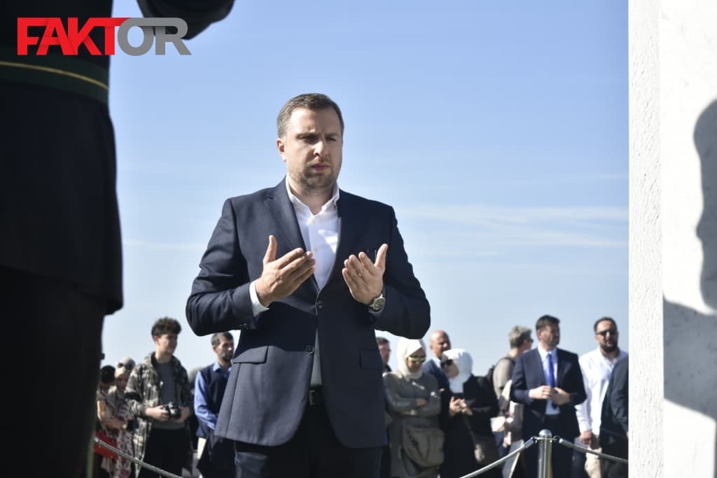 Godišnjica Alija Izetbegović