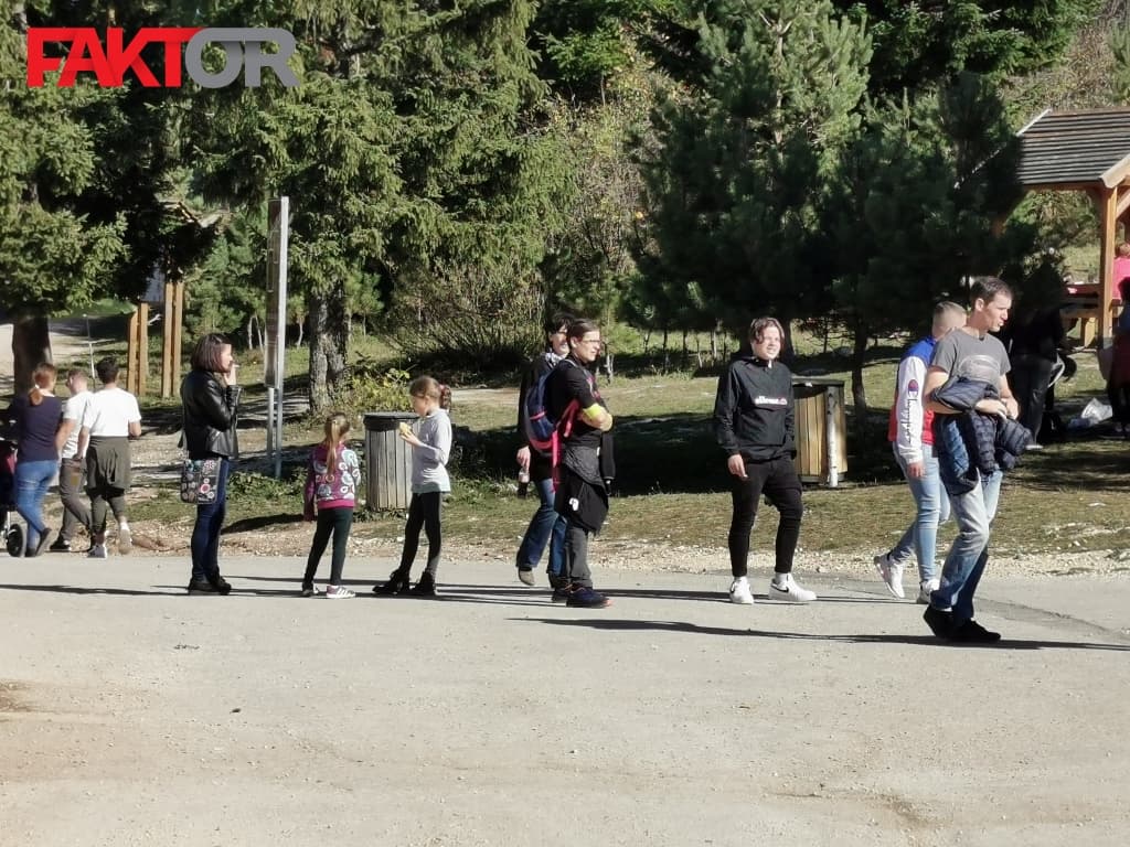 Trebević izletnici žičara konji Pino vrijeme