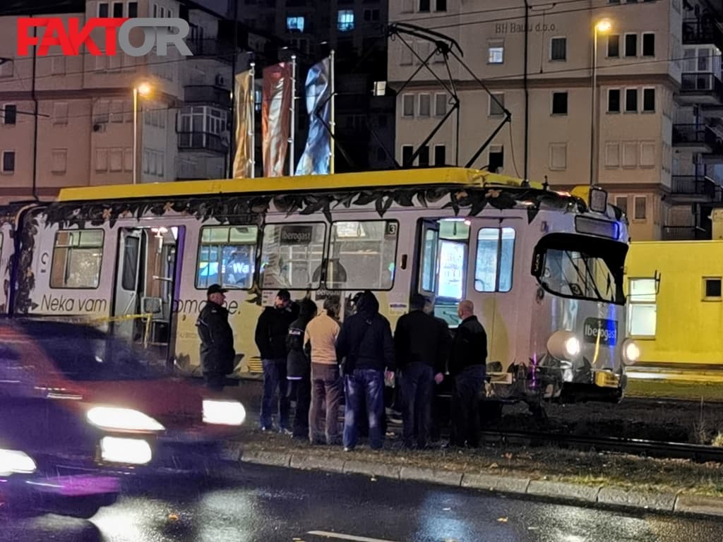 Tramvaj nesreća udaren pješak Stup