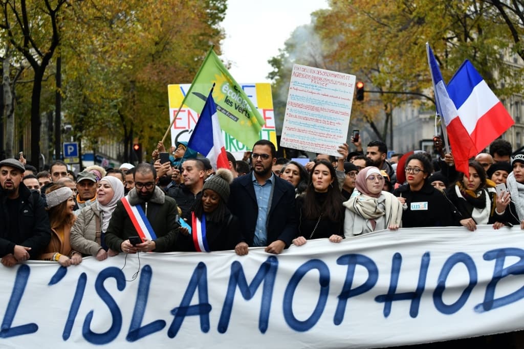pariz-protest-islamofobija (1).jpg
