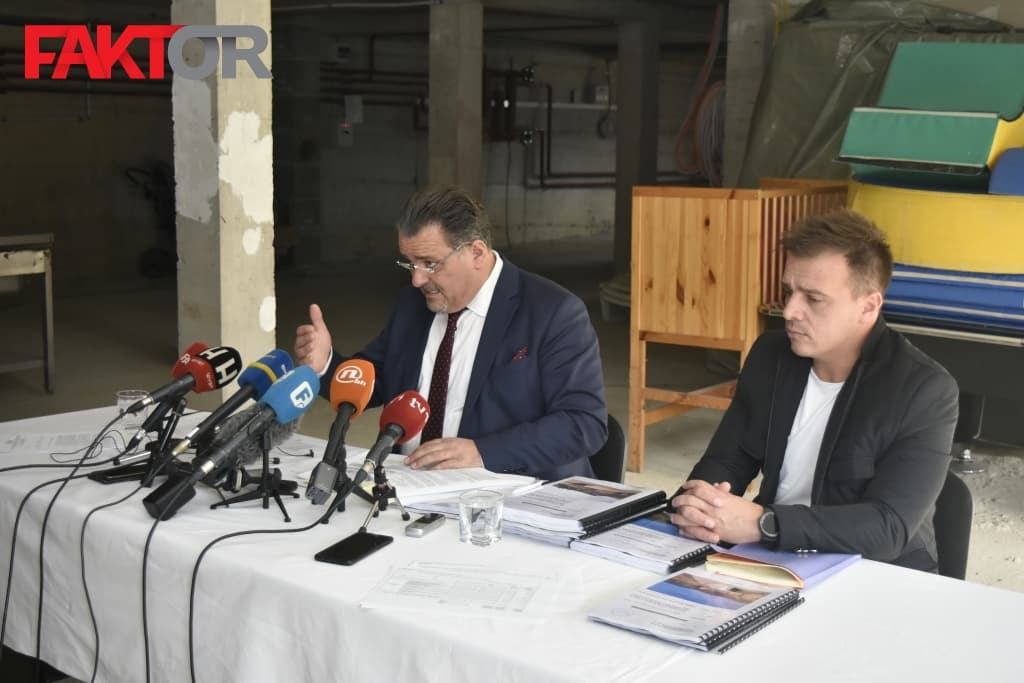 Redžep Salić, press Pazarić