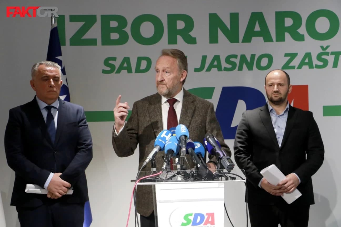 Bakir Izetbegović, Špago,,Zukić  Muamer