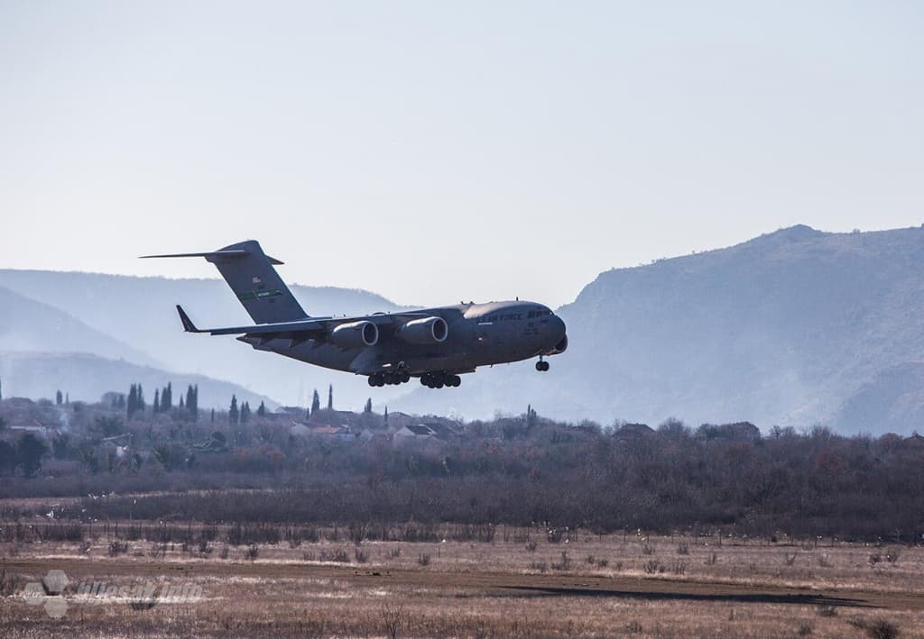 avion-mostar.jpg