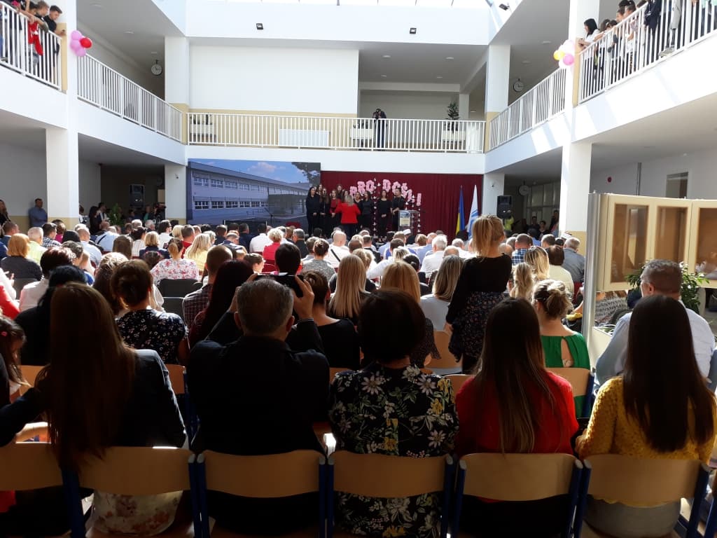 skola mostar.jpg