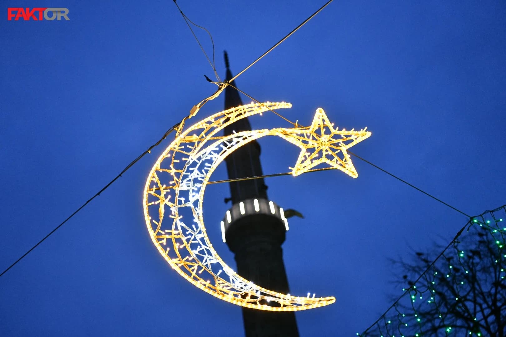 Bajram namaz, Begova džamija