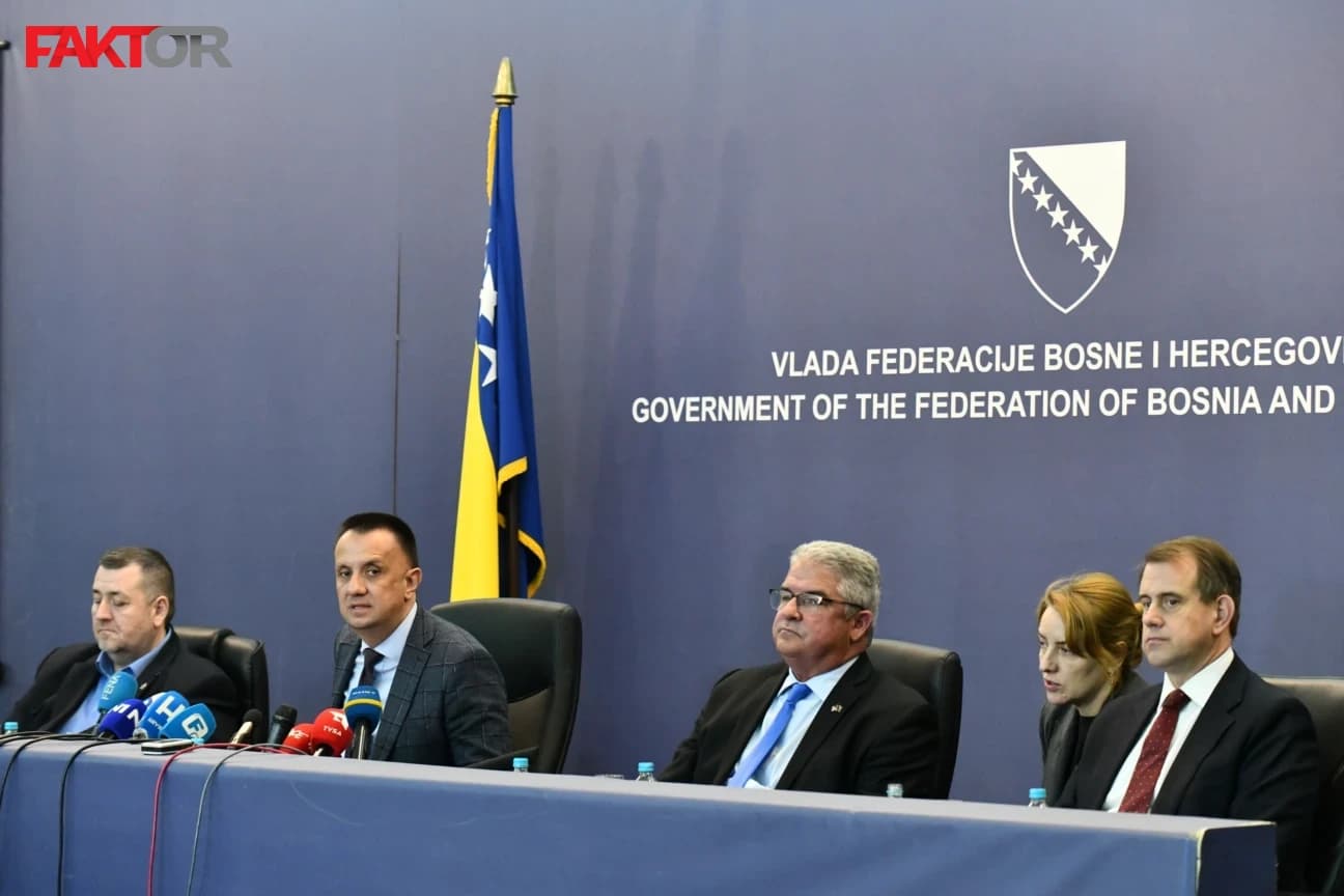 Amer Bekan, Vedran Lakić, Joseph Flynn, Jesse Binnall, Južna interkonekcija