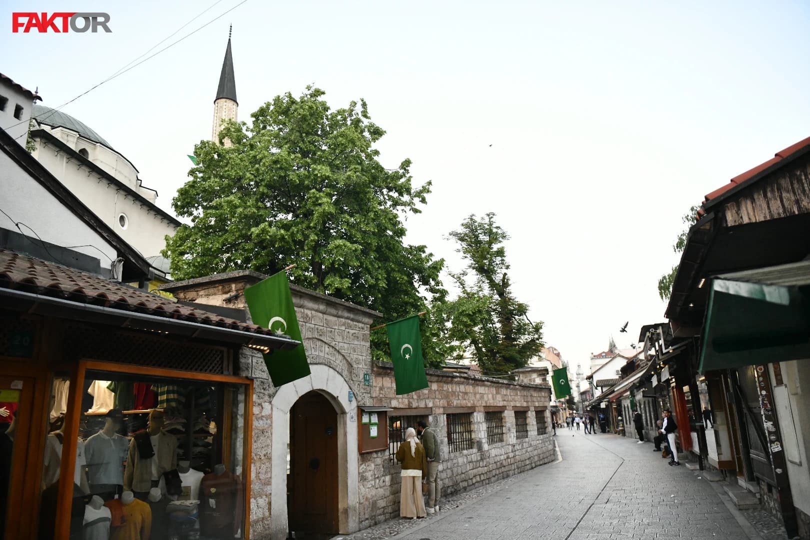 Bajram namaz, Begova džamija