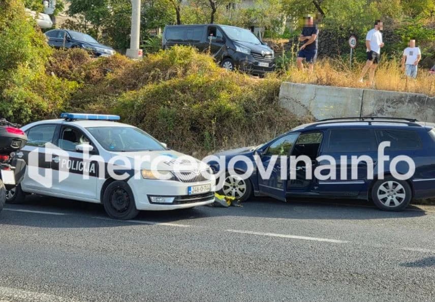 S mjesta saobraćajne nesreće