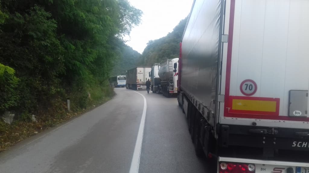 Saobraćajna nesreća u kanjonu Tijesno