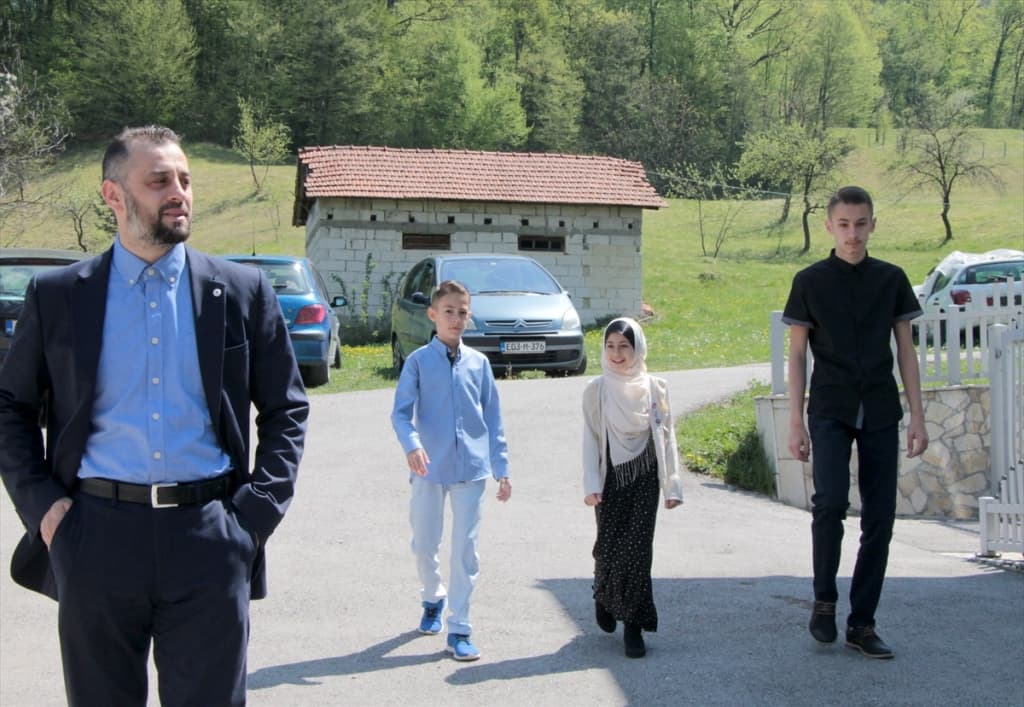 esnaf imamovic, svijetla džamija tuzla (1).jpg