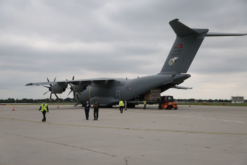 Avion Turska 02.jpg