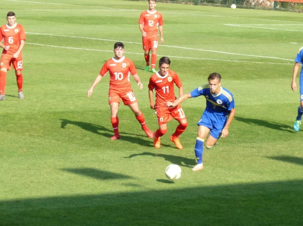 BiH - Gibraltar - kadeti (1).jpg