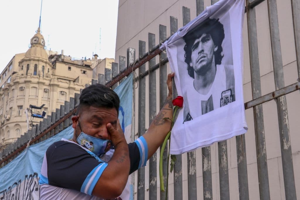 maradona1.jpg
