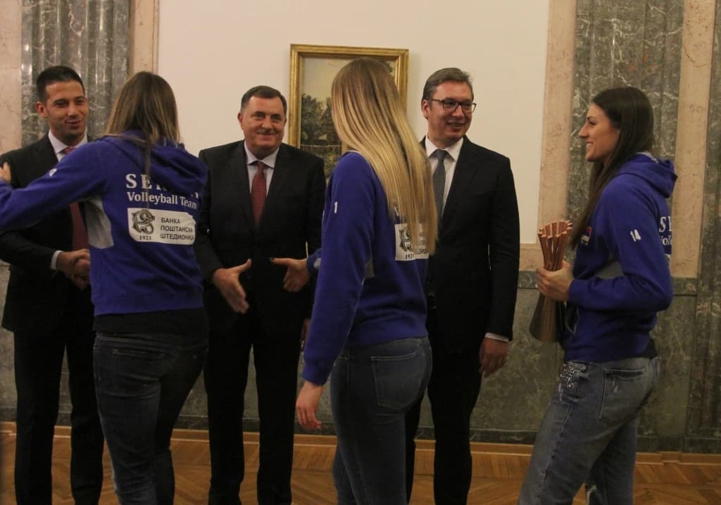 Dodik na prijemu odbojkašica Srbije