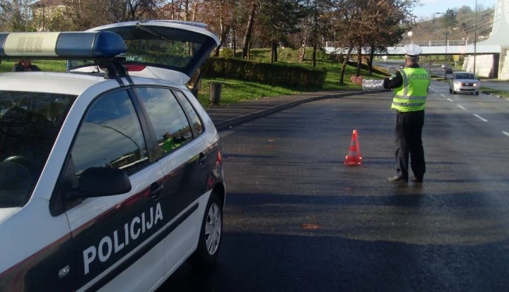 Saobraćajna nesreća sa smrtnim posljedicama u Tuzli