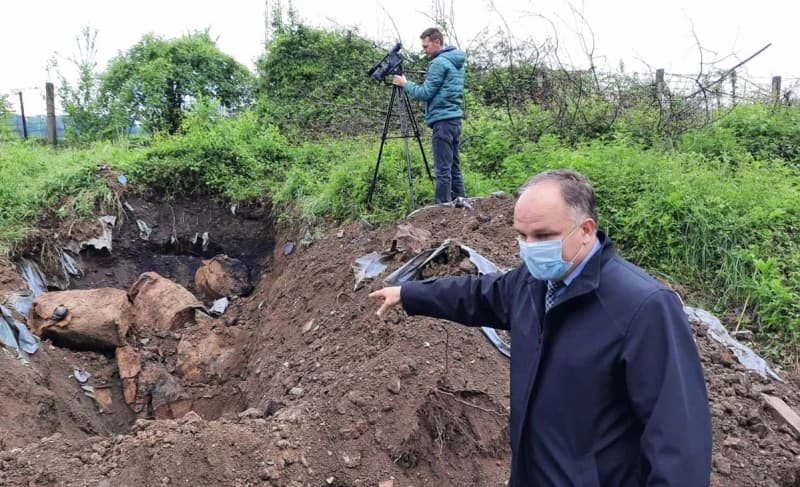 Deponija kruksa u krugu nekadašnjeg HAK-a