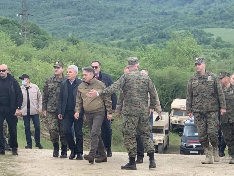 Manjača, brzi odgovor 21, Šefik Džaferović, Željko Komšić