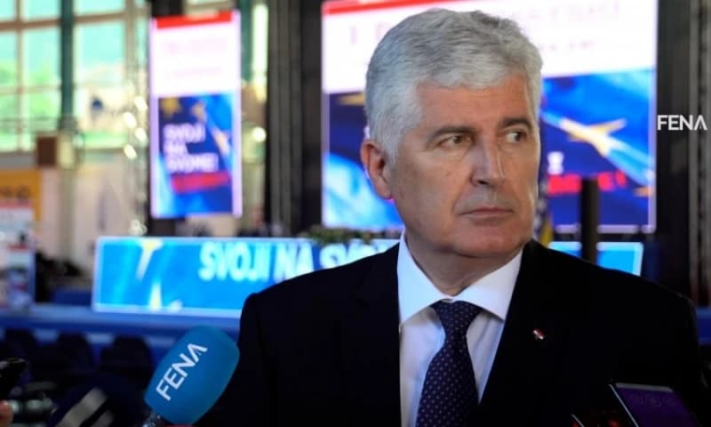 Dragan Čović na sjednici HNS-a