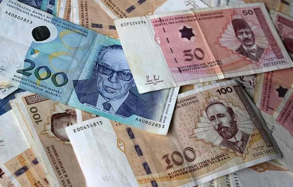 Novac, foto ilustracija 