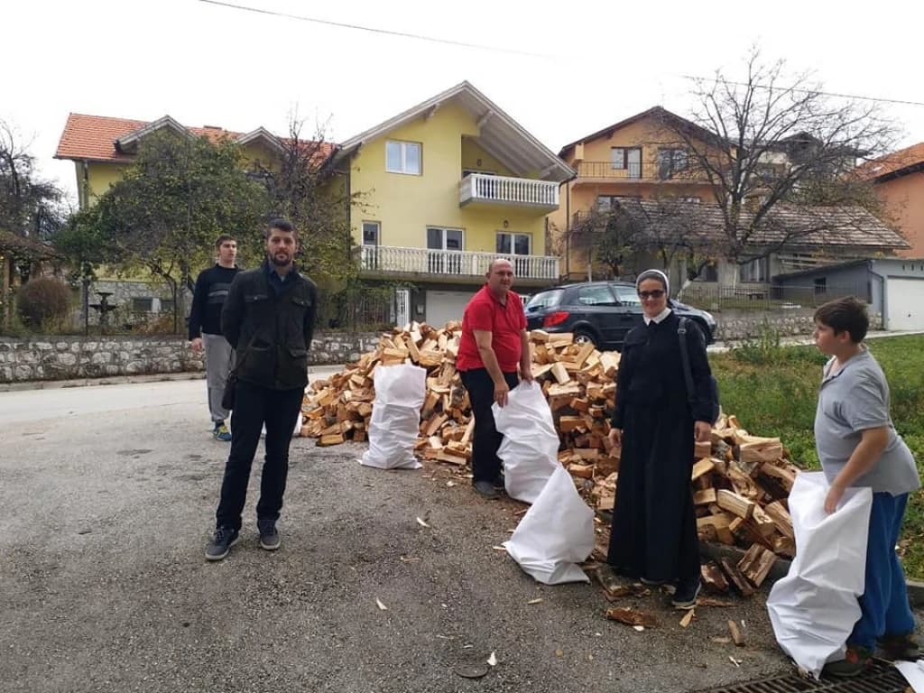 Časne sestre i džematlije zajedno zbrinuli petočlanu porodicu iz Sarajeva
