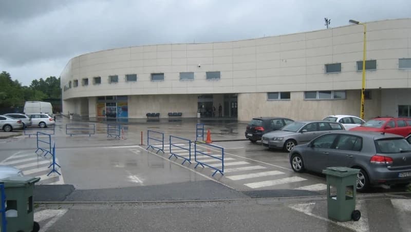 Međunarodni aerodrom Tuzla: Dio političkog plijena