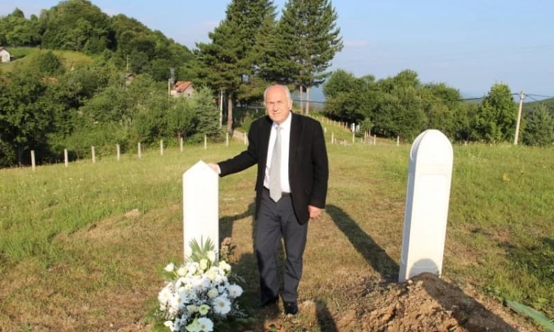 Velentin Inzko položio cvijeće