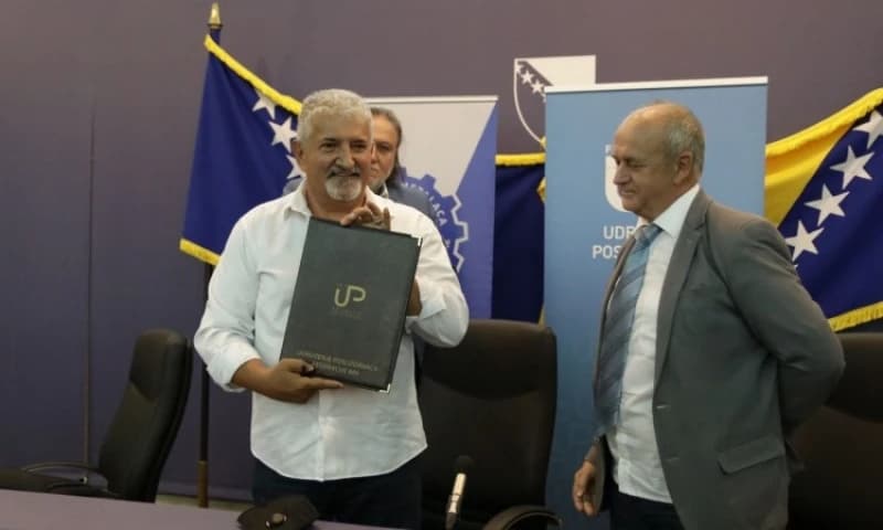Bajro Melez