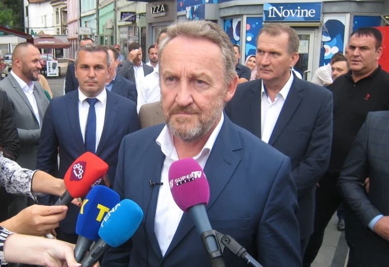 Bakir Izetbegović u Tuzli