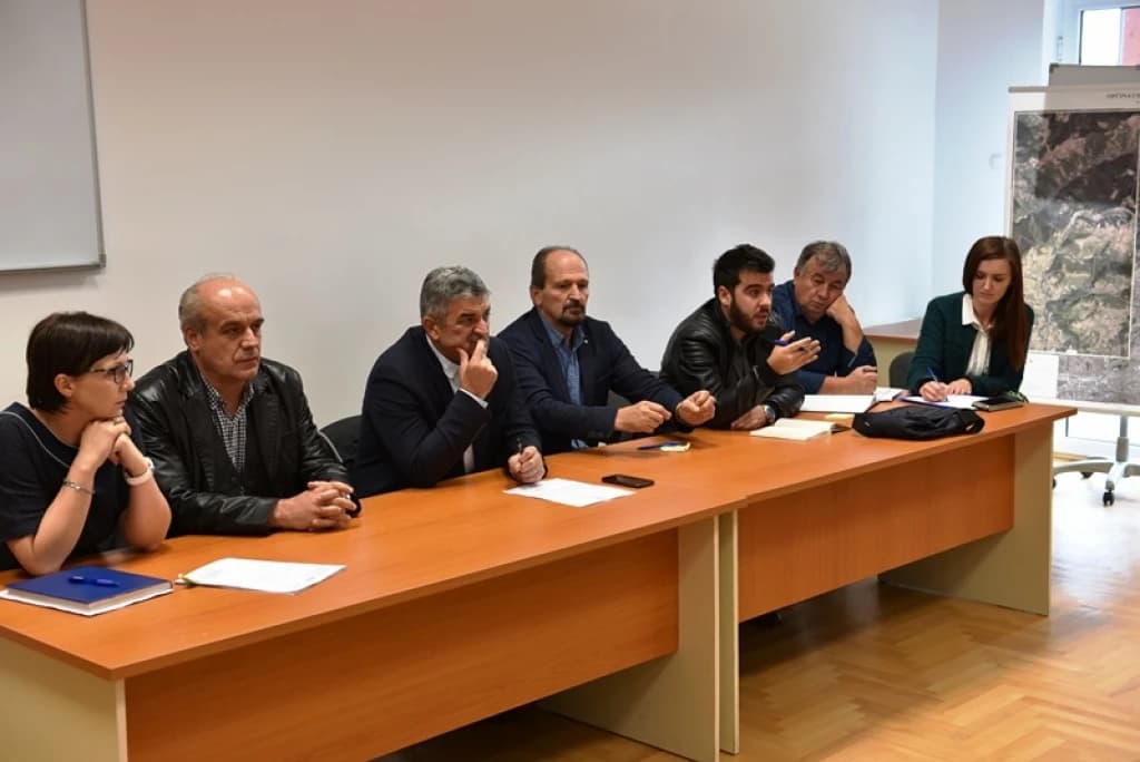 Uplaćena sredstva za prijevoz učenika sa Nahoreva