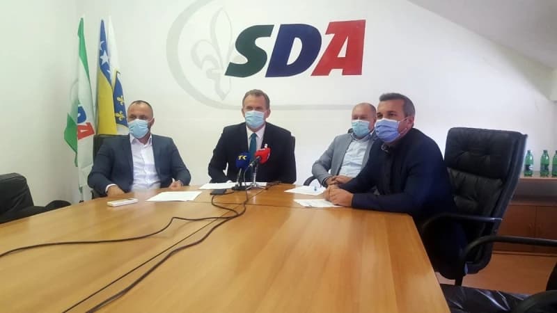 Press konferencija u KO SDA TK