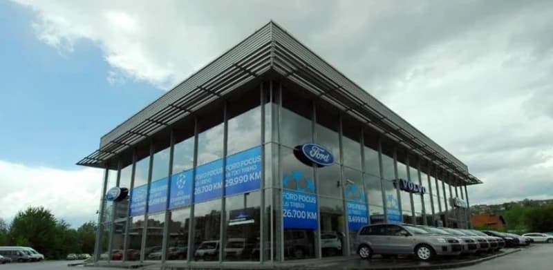 F-autocentar
